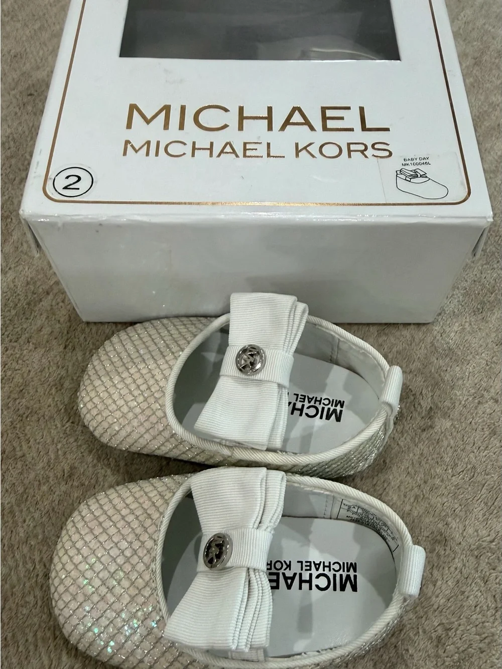 MICHAEL Michael Kors Girls' Baby Day Ballerina Bow Crib Shoes (Infant)